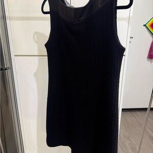 Obakki Elegant Black Leather collar